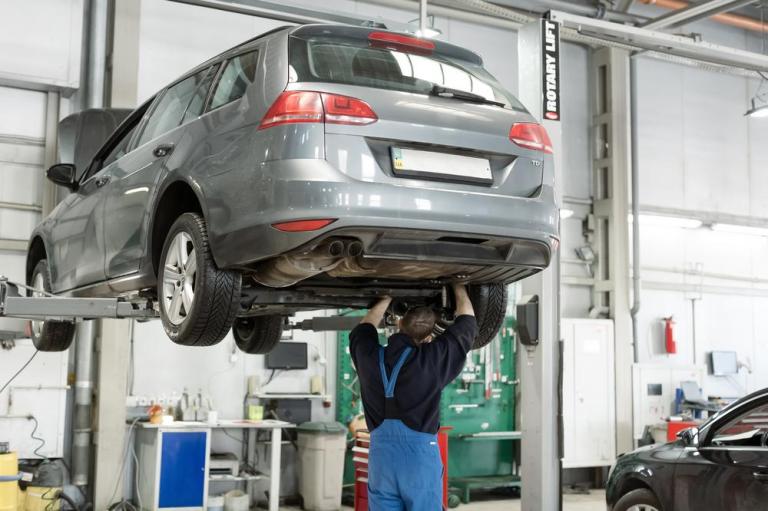 Pourquoi réviser régulièrement votre auto à Gommerville ?